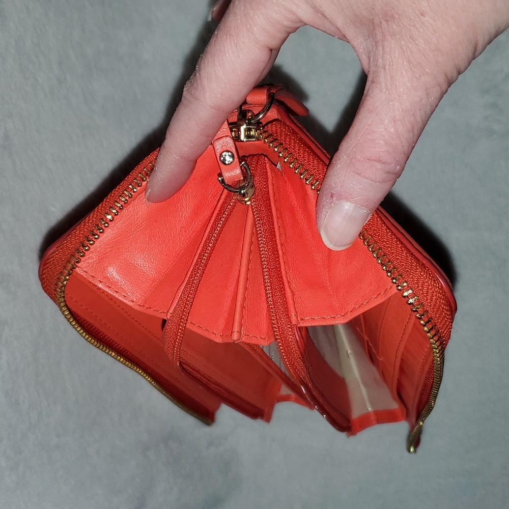 Kate Spade New York Bow Terrace Nisha Continental Wallet - Picture 7 of 16